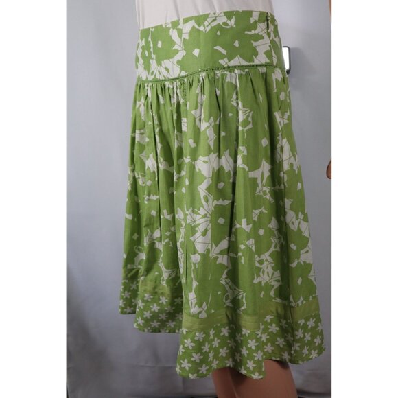 Apt 9 Women's Green & White Floral Print Skirt Size 8 - Picture 2 of 9